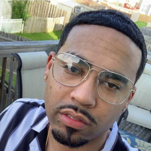 Meet your Posher, Andrew - Picture 1 of 1